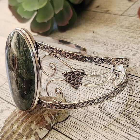 Crocodile Jasper Sterling Silver Cuff Bracelet - Untamed Southwestern Beauty - Picture 2 of 10